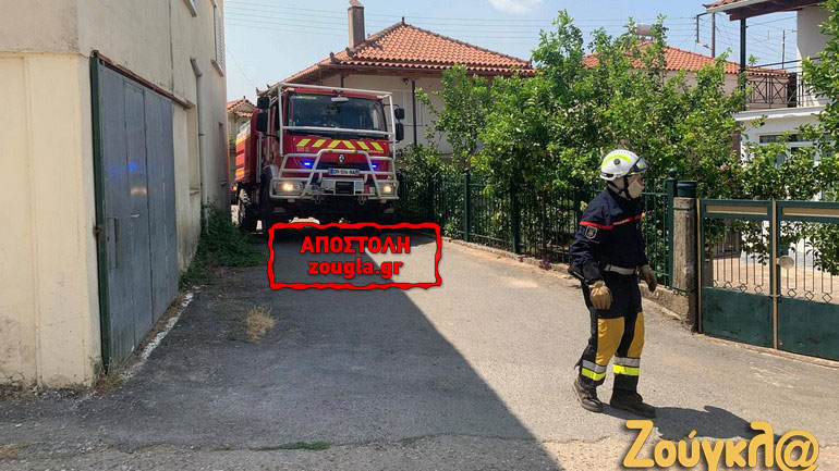 Επικές μανούβρες από τα γαλλικά πυροσβεστικά στα… στενά του Νεοχωρίου