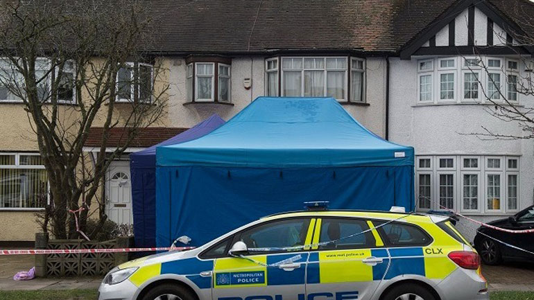 Βρετανία: Ένα κοριτσάκι 3 ετών μεταξύ των νεκρών στην επίθεση στο Πλίμουθ Βρετανία: Ένα κοριτσάκι 3 ετών μεταξύ των νεκρών στην επίθεση στο Πλίμουθ