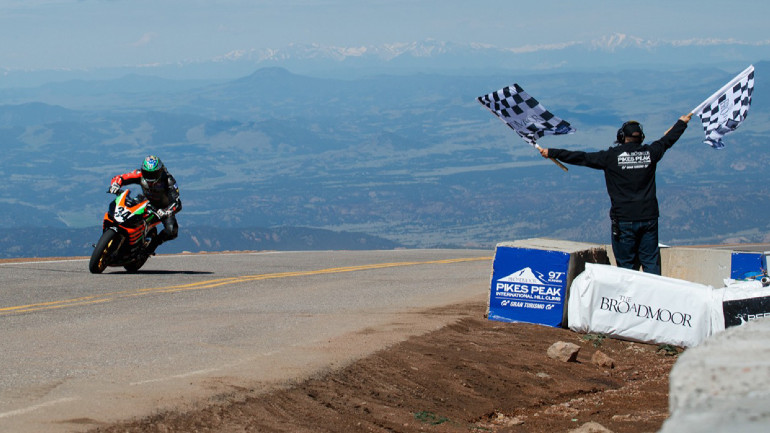 Τέλος οι μοτοσικλέτες στη διάσημη ανάβαση Pikes Peak