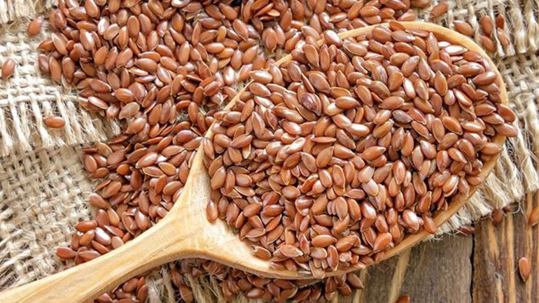 Λιναρόσπορος: To superfood που βοηθάει στην απώλεια κιλών