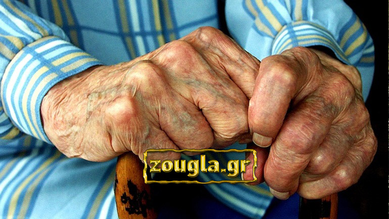 Αγωνιώδης έκκληση στο zougla.gr: «Ηλικιωμένη πεθαίνει μόνη στο Παγκράτι και οι Αρχές δεν τη διασώζουν»