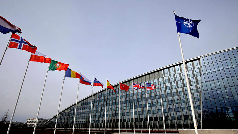 Το ΝΑΤΟ θα διατηρήσει τη διπλωματική παρουσία του στο Αφγανιστάν