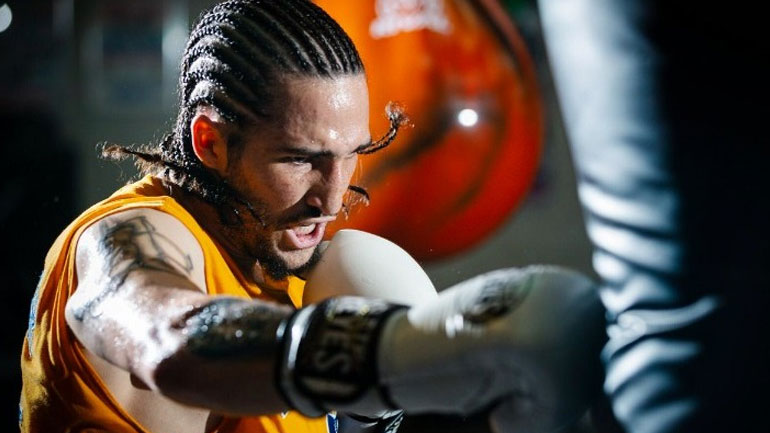 Πρώτη επαγγελματική νίκη για τον εγγονό του Μοχάμεντ Άλι