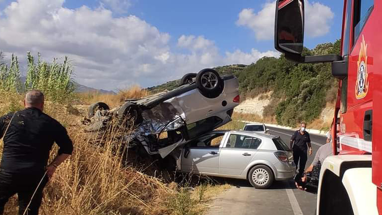 Τροχαίο ατύχημα με πέντε τραυματίες στα Χανιά Τροχαίο ατύχημα με πέντε τραυματίες στα Χανιά