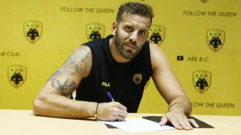 Παππάς: «Είμαι Παναθηναϊκός, η εκτίμηση των οπαδών της ΑΕΚ με τιμά»