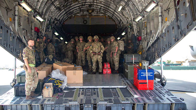 Αφγανιστάν: Ματαιώθηκαν οι εμπορικές πτήσεις από το αεροδρόμιο της Καμπούλ