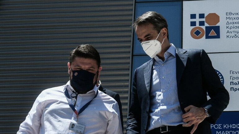 Τηλεφωνική επικοινωνία Μητσοτάκη- Χαρδαλιά