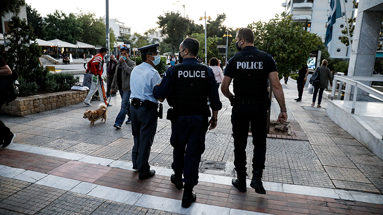 Κέρκυρα: «Βροχή» τα πρόστιμα τον Δεκαπενταύγουστο για παραβάσεις των μέτρων κατά της διάδοσης του κορωνοϊού Κέρκυρα: «Βροχή» τα πρόστιμα τον Δεκαπενταύγουστο για παραβάσεις των μέτρων κατά της διάδοσης του κορωνοϊού