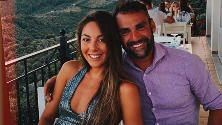 Λάμπρος Χούτος-Ματίνα Ζάρα: Αναβάλλεται ο γάμος τους – Η ανακοίνωση της τραγουδίστριας