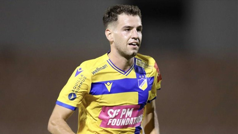 Κύπρος: Τέλος κι επίσημα από τον ΑΠΟΕΛ ο Αποστολάκης