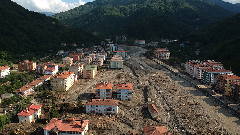 Τουρκία: Ο αριθμός των νεκρών από τις πλημμύρες έφτασε τους 70
