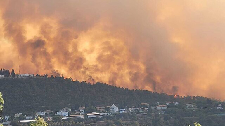 Εκκενώνονται πόλεις έξω από την Ιερουσαλήμ λόγω πυρκαγιάς