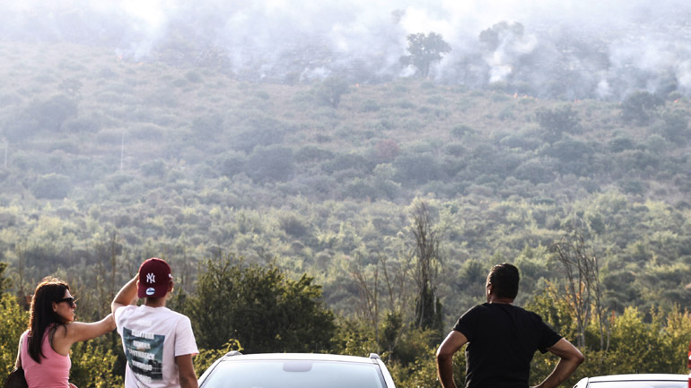 Ισπανία: Σχεδόν 1.000 άνθρωποι απομακρύνθηκαν από τα σπίτια τους έπειτα από πυρκαγιά