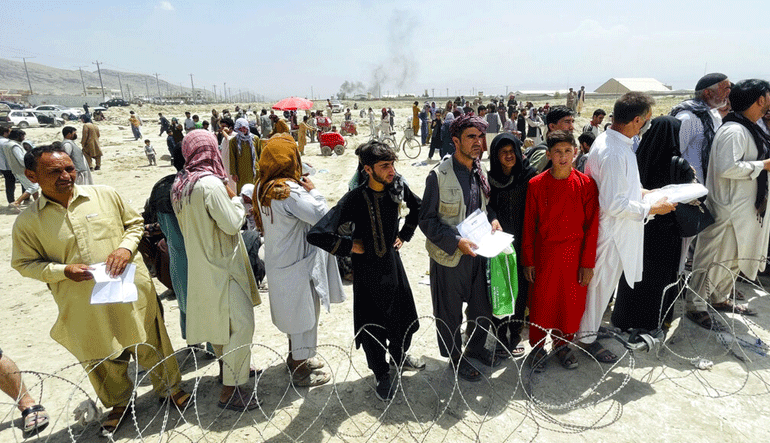 Τα Ηνωμένα Έθνη καλούν τις χώρες-μέλη να απαγορεύσουν τους επαναπατρισμούς Αφγανών