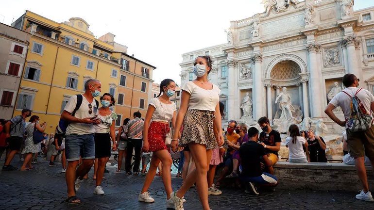 Ιταλία: Οι Αρχές ανακοίνωσαν 7.162 περιστατικά κορωνοϊού το τελευταίο 24ωρο