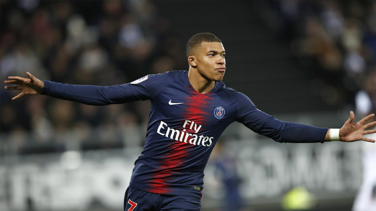 Ο Μπαπέ θα μείνει στην Παρί Σεν Ζερμέν