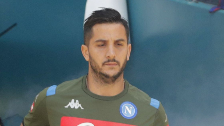 «Gazzetta dello Sport»: «Πιέζει για τον Ολυμπιακό ο Μανωλάς, επαφή παράγοντα των Πειραιωτών με τον Τσιαβέλι»