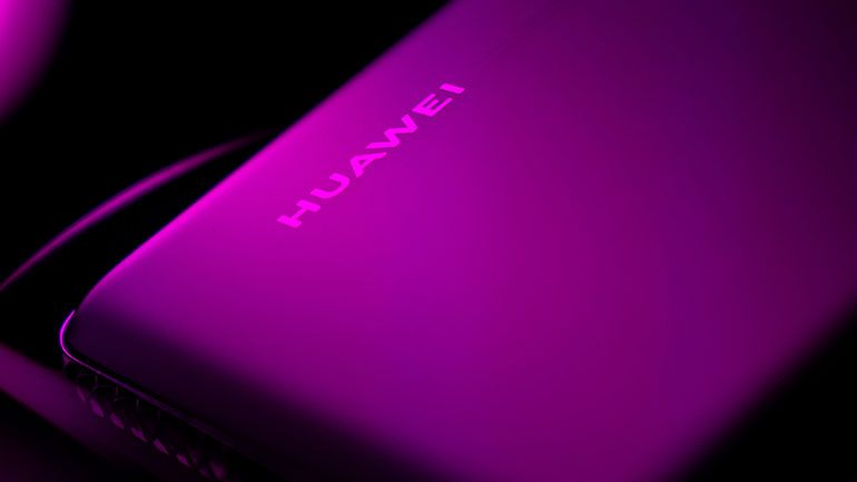 H Huawei «θα επιστρέψει στον θρόνο των smartphones», σύμφωνα με τον αναπληρωτή πρόεδρο της εταιρείας