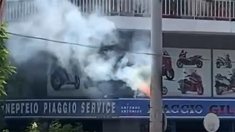 Πόσο εύκολα ξεσπάει φωτιά σε έναν πυλώνα της ΔΕΗ