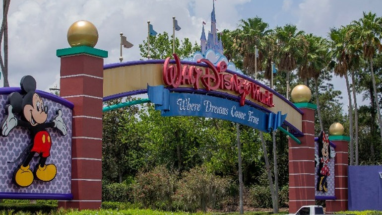 Εστιατόριο με θέμα το διάστημα στο Disney World Epcot