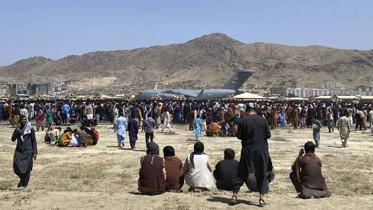 ΗΠΑ: Η αμερικανική βάση στο Κατάρ έχει κορεστεί από τους εκκενωθέντες – Oι πτήσεις ανεστάλησαν στην Καμπούλ