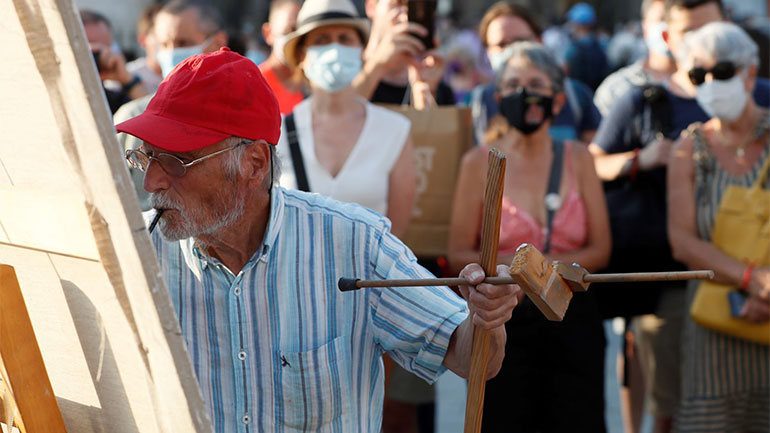 Ο Antonio Lopez μετέτρεψε σε ατελιέ την Πουέρτα ντελ Σολ
