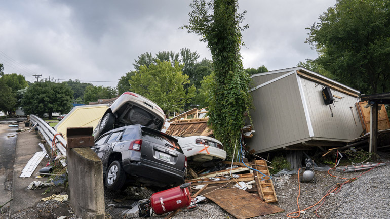 ΗΠΑ: Τουλάχιστον 16 νεκροί στο Τενεσί από τις πλημμύρες