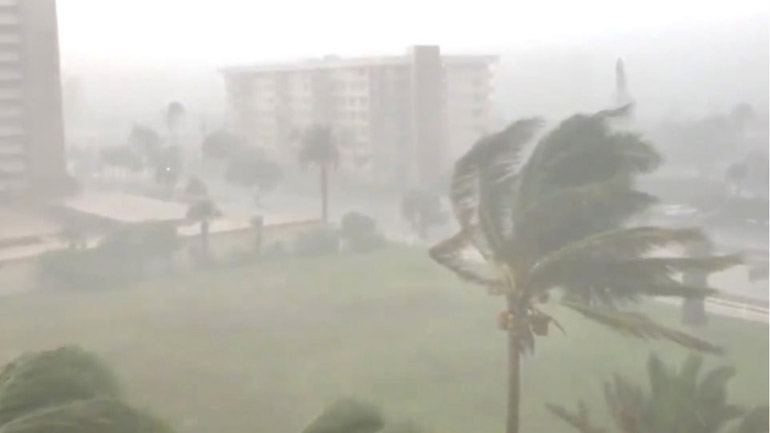 Η τροπική καταιγίδα Χένρι έπληξε τις αμερικανικές ακτές στο ύψος του Ρόουντ Άιλαντ