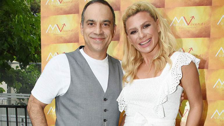 Κατερίνα Καραβάτου – Κρατερός Κατσούλης: Πόσο καιρό ήταν σε διάσταση πριν ανακοινώσουν το διαζύγιό τους