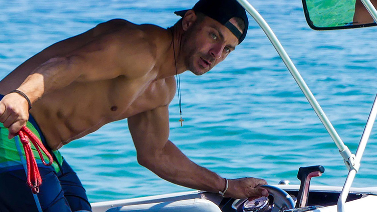 Γιώργος Αγγελόπουλος: Με ποια γνωστή ηθοποιό έκανε βόλτα με το σκάφος του;