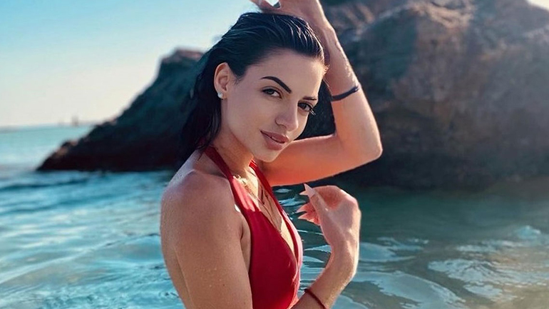 Η Αντζελίνα Χαλντέντα εξομολογείται: «Κάποια στιγμή κοιτάχτηκα στον καθρέφτη και είδα ότι είχα μόνο κόκαλα»