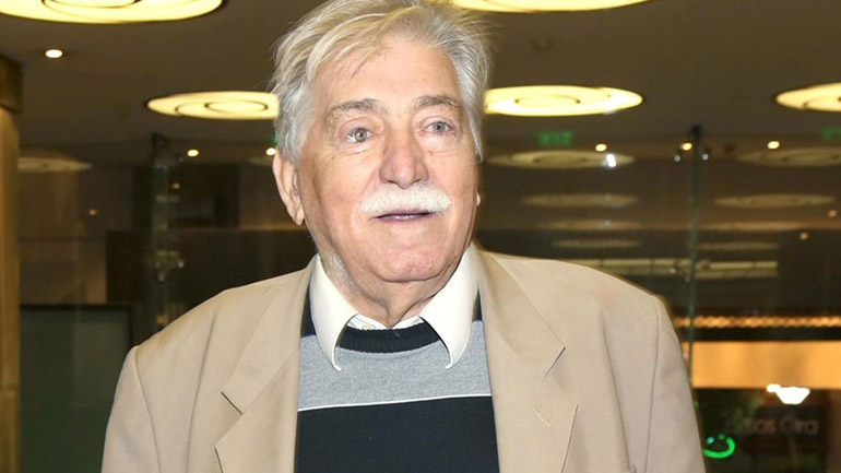 Ανέστης Βλάχος: Δημοσία δαπάνη η κηδεία του ηθοποιού