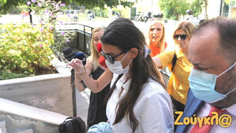 Στον ανακριτή το μοντέλο που βρέθηκε με κοκαΐνη στη Γλυφάδα