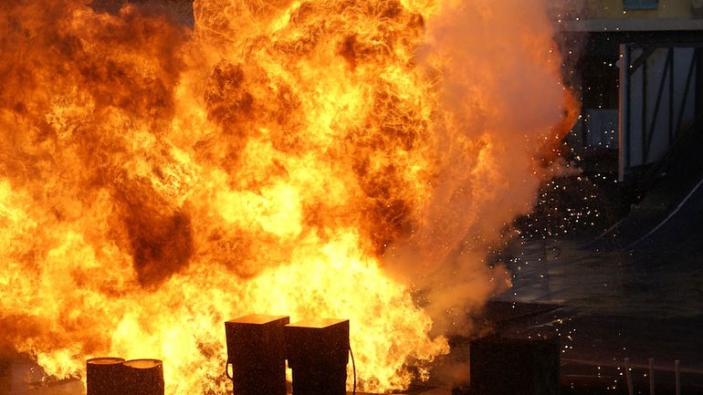 Καζακστάν: Τουλάχιστον εννέα άνθρωποι σκοτώθηκαν από έκρηξη σε αποθήκη πυρομαχικών