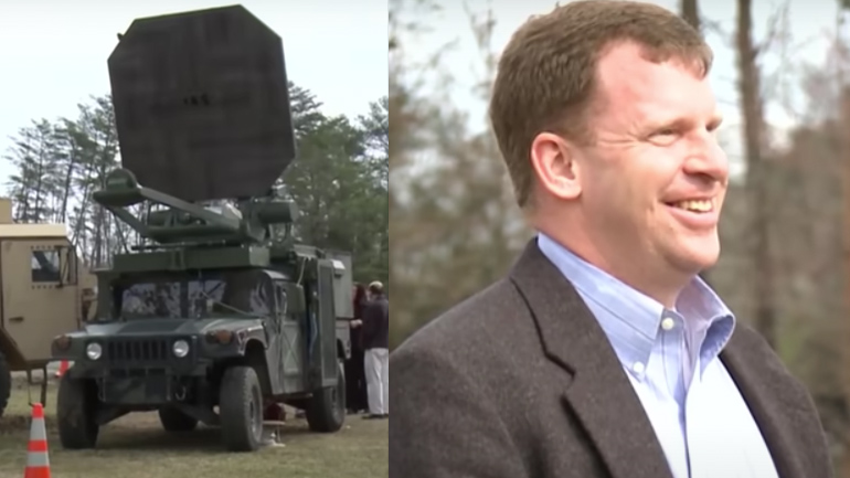 Ένα μη θανατηφόρο όπλο σχεδιασμένο να ελέγχει ένα πλήθος ανθρώπων