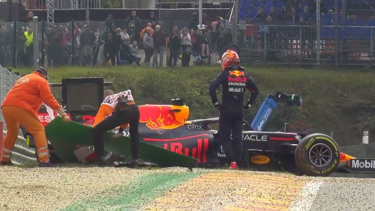 To Spa έχει πάντα εκπλήξεις- Η βροχή ευνόησε τον Bottas- Χαμογέλασε όμως ο Verstappen