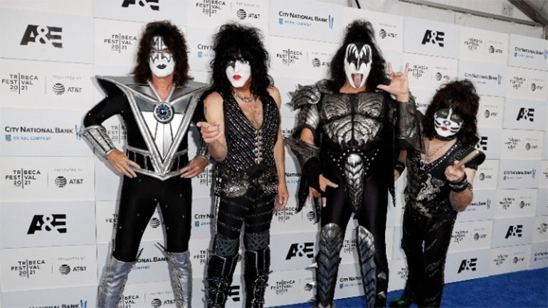 Ο Πολ Στάνλεϊ των KISS βρέθηκε θετικός στον κορωνοϊό