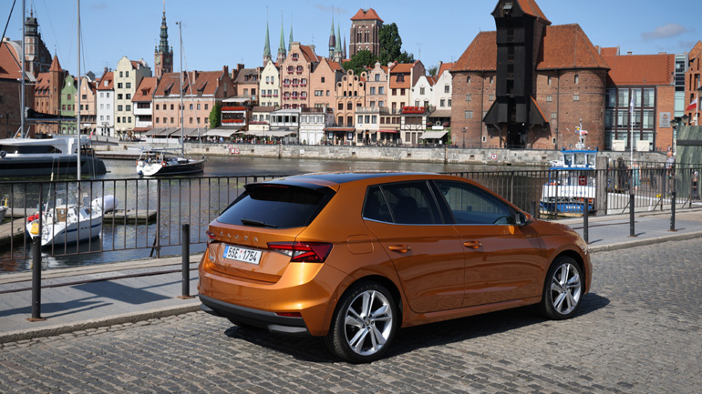 Δεν βρίσκεις αυτοκίνητο με καλύτερη αεροδυναμική στην κατηγορία.