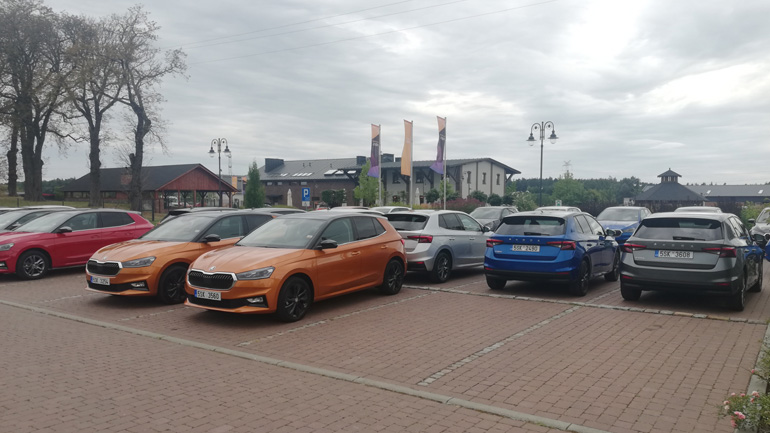 Δεκάδες εκδόσεις της Fabia μας περίμεναν στο Γκντανσκ για το πρώτο test drive.