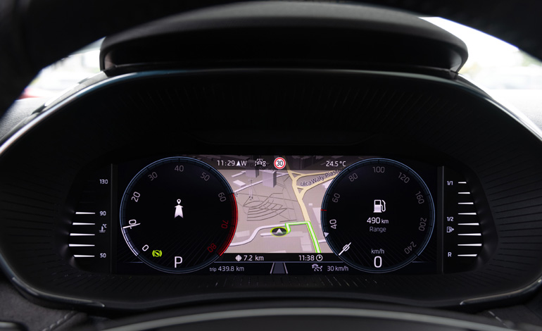 Virtual Cockpit στις πλουσιότερες εκδόσεις.