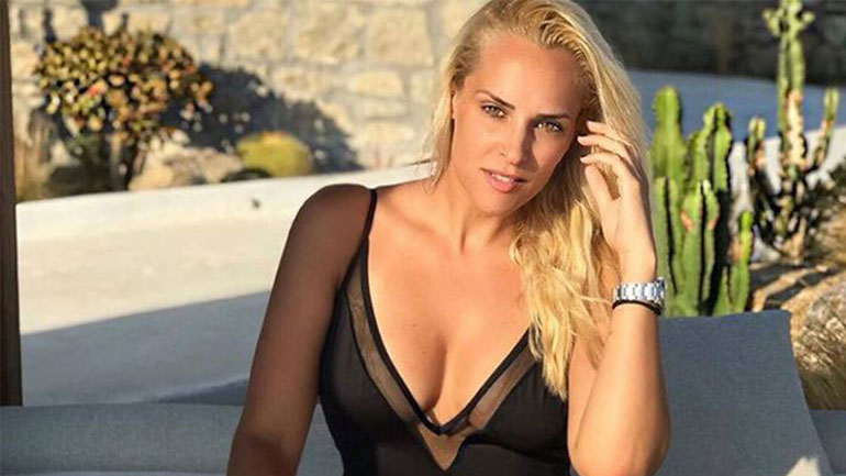 Η Έλενα Ασημακοπούλου δέχτηκε «επίθεση» από επίμονο θαυμαστή της