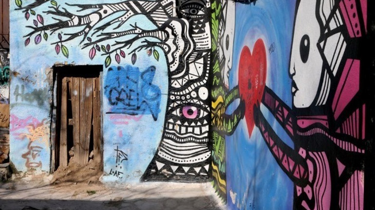 Θεσσαλονίκη: Αθωώθηκαν νεαροί καλλιτέχνες του γκράφιτι που συνελήφθησαν επί τω έργω