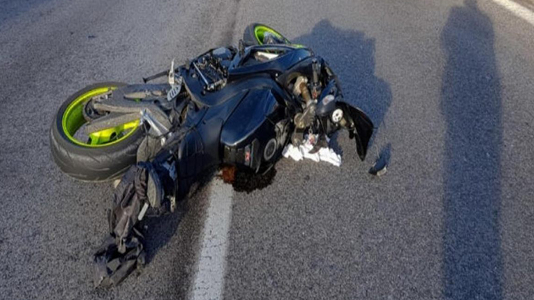 Οικογενειακή τραγωδία στη Λάρισα: Νεκροί πατέρας και γιος σε τροχαίο Οικογενειακή τραγωδία στη Λάρισα: Νεκροί πατέρας και γιος σε τροχαίο