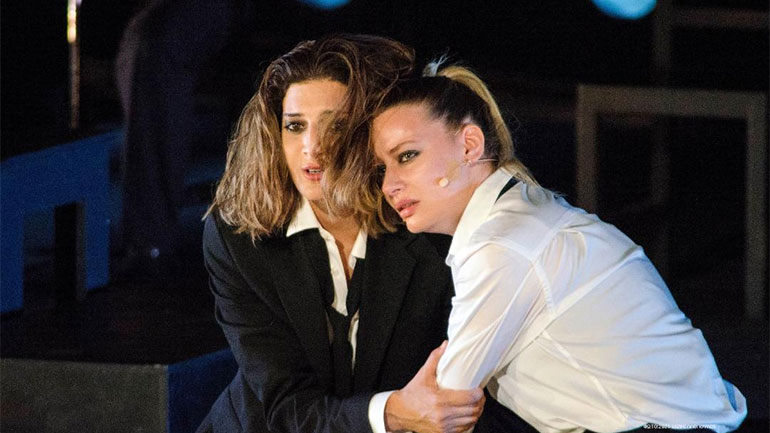 Τελευταίες παραστάσεις για την «Αντιγόνη» σε σκηνοθεσία Θέμη Μουμουλίδη