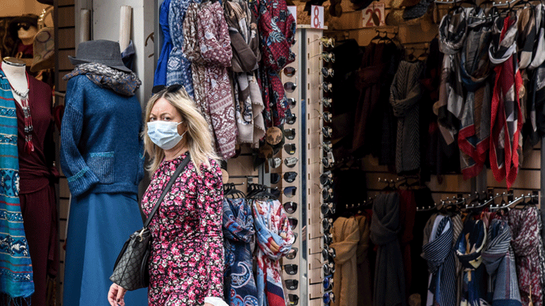 «Βελτιωμένες οι πωλήσεις στις φετινές καλοκαιρινές εκπτώσεις σε σχέση με πέρυσι»