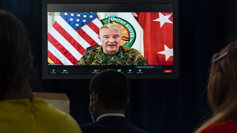 Αφγανιστάν: «Εκατοντάδες» πολίτες των ΗΠΑ βρίσκονται ακόμη στη χώρα