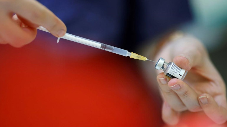 Υπόμνημα ψυχολόγου του ΕΟΔΥ  προς τον πρόεδρο του οργανισμού για την υποχρεωτικότητα των εμβολιασμών