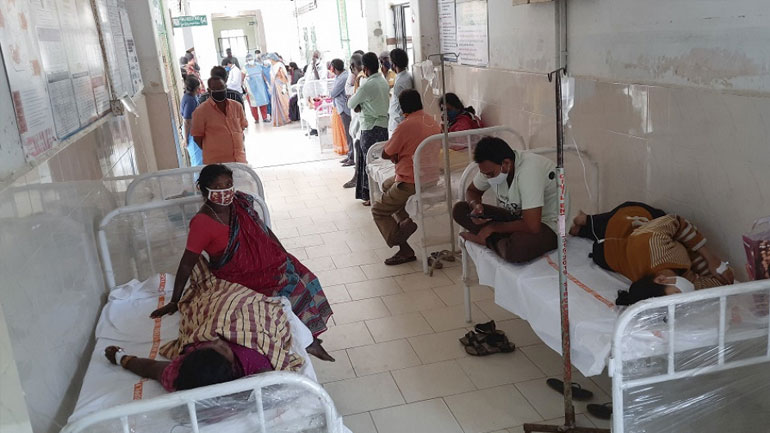 Ινδία: 460 θάνατοι εξαιτίας της COVID-19 σε 24 ώρες