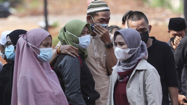 Ινδονησία: 10.337 νέα περιστατικά Covid το τελευταίο 24ωρο Ινδονησία: 10.337 νέα περιστατικά Covid το τελευταίο 24ωρο