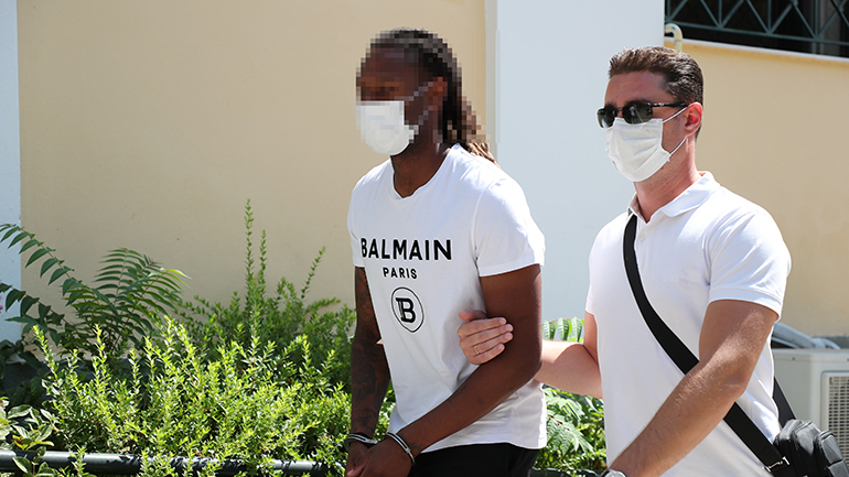 Στην ανακρίτρια κατέθεσε η 17χρονη που κατήγγειλε τον βιασμό της από τον Σεμέδο – Απολογείται ο αθλητής